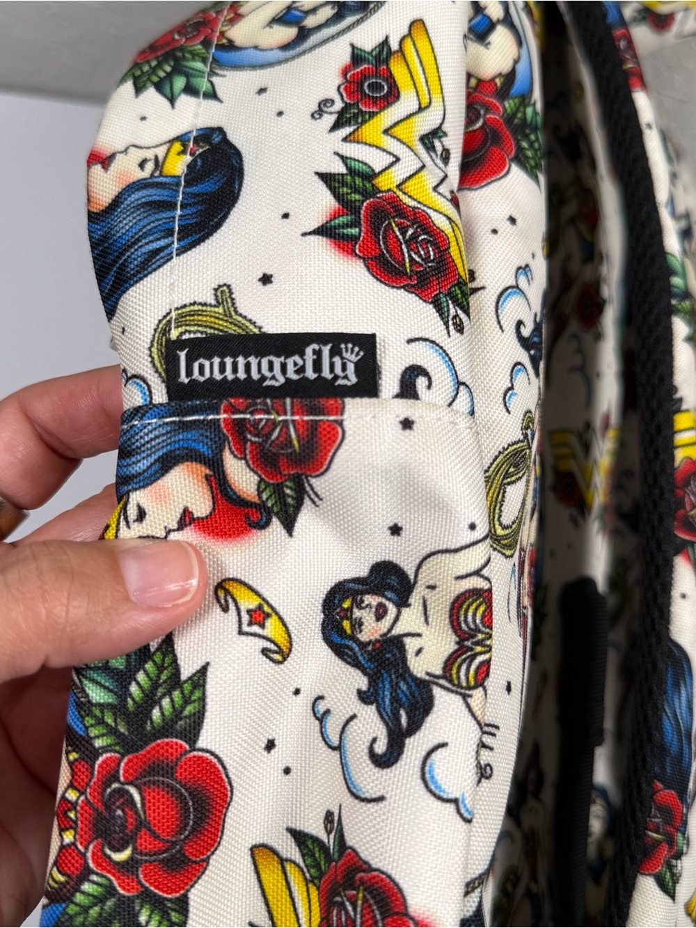 Loungefly DC Wonder Woman Tattoo Print Backpack Cream Red Black - Picture 9 of 11